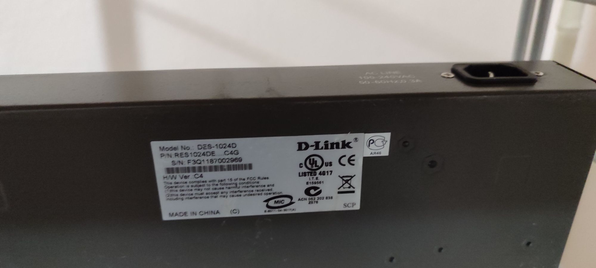 D-Link DES-1024D