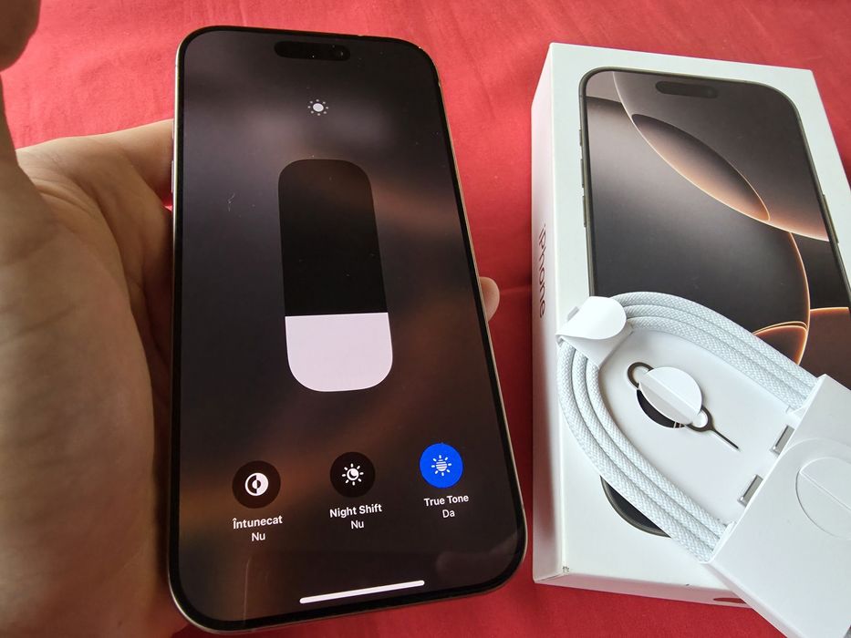 -Iphone 16Pro, ca Nou, 256Gb, 8Ram, Desert Titanium, bat: 95%-349 cicl
