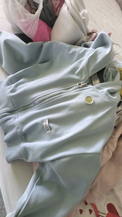 Продам одежда 5-6-7лет