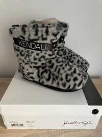 Kendall kylie mas 37 papuci casa