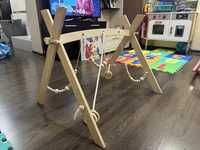 Дървена активна гимнастика за бебе