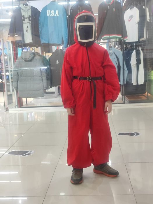 Продам костюм для мальчика из игры кальмаров