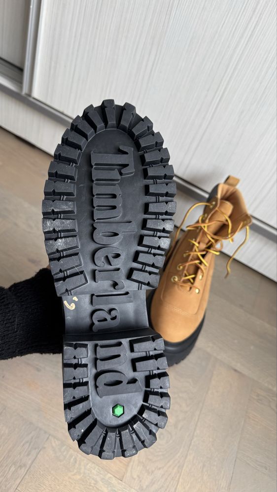 *ЧИСТО НОВИ* Timberland женски зимни ботуши