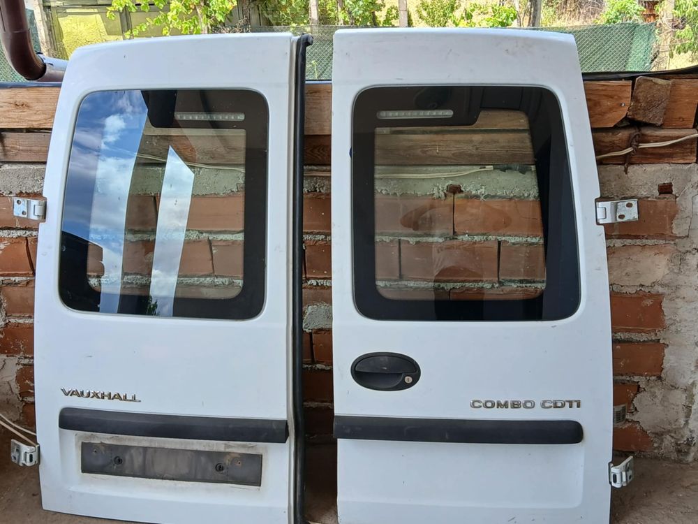 Врати за opel Combo