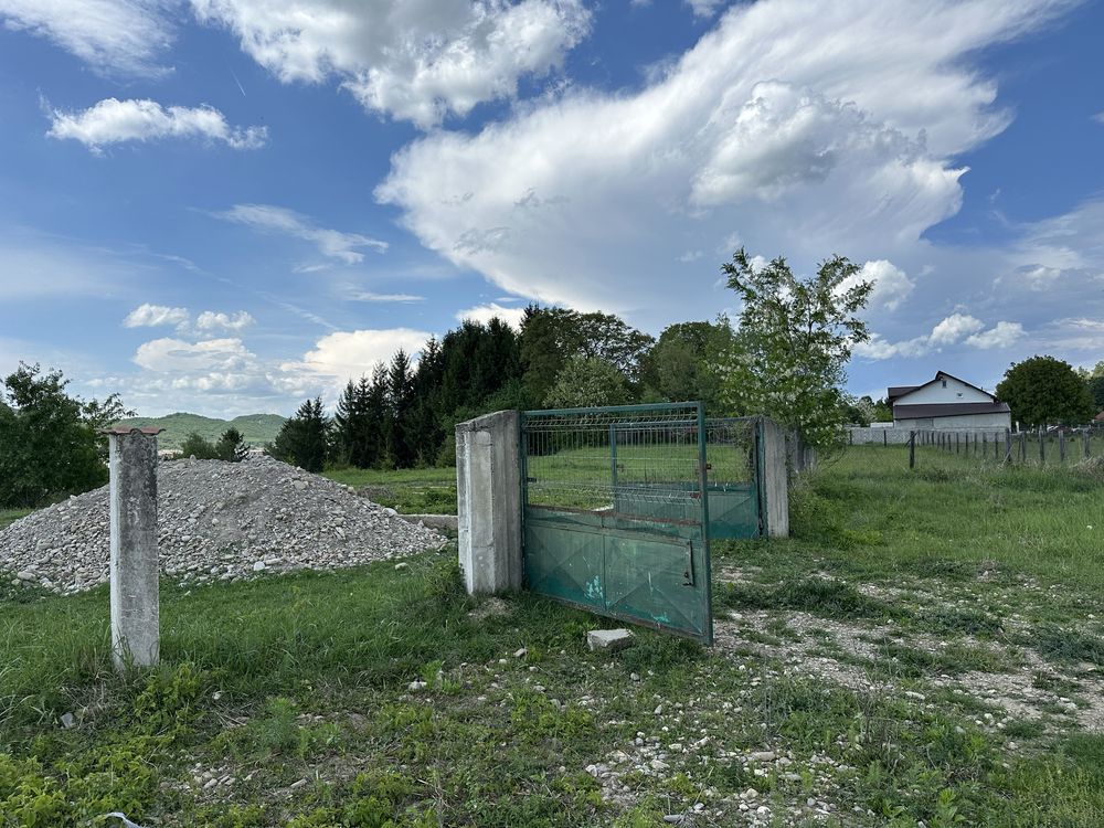 Teren Pucioasa zona Patrana priveliste deosebita 1307mp