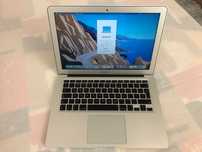 MacBook Air 13 2017 cumparat 2020 i5 1,8GHz, flash 128GB, 8 GB, CA NOU