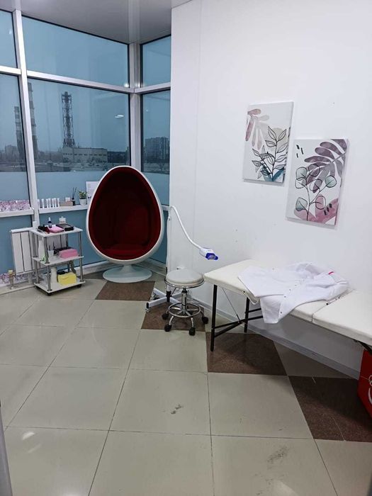 Сдается кабинет косметолога,  кушетка для наращивания ресниц,