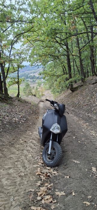 Vând scuter explorer kallio 50 2t