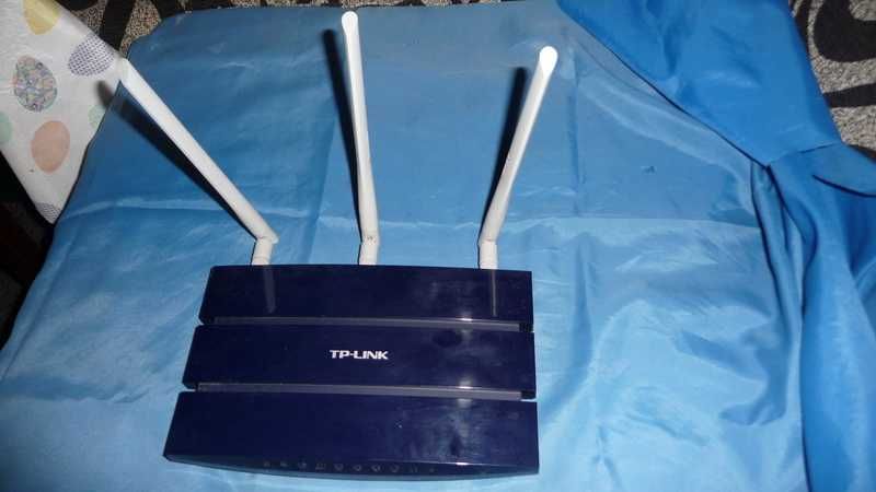 Router wireless N450 TP-Link TL-WR1043ND, Gigabit, USB