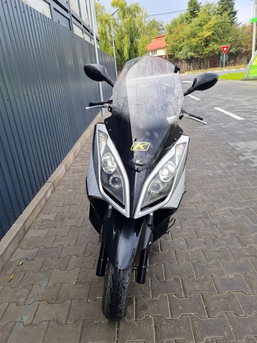 Vand Kymco downtown