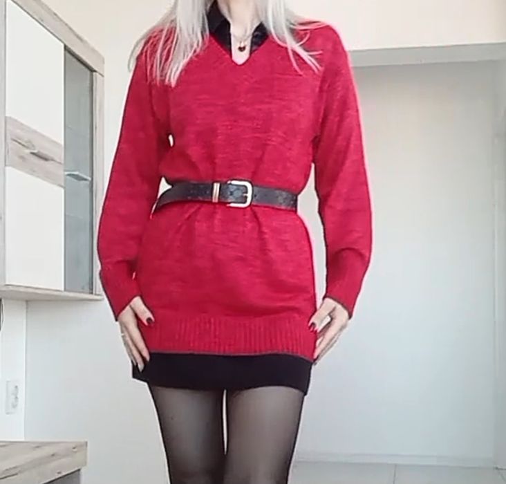 Червен пуловер размер S