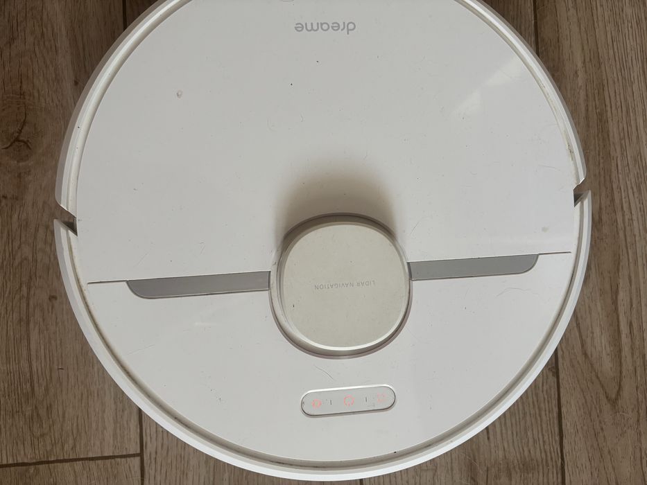 Робот-пылесос Dream D9