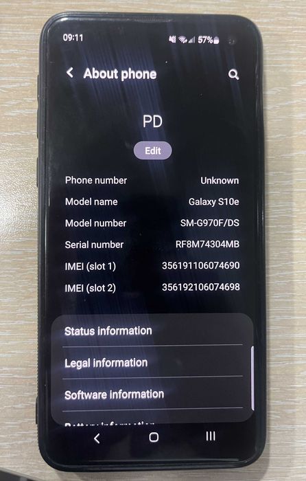 телефон Samsung Galaxy S10e