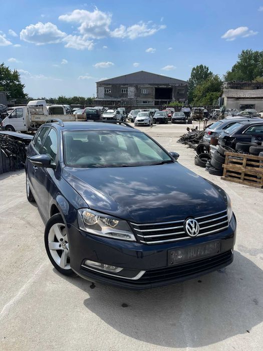 Usi Stanga/Dreapta Fata/Spate Vw Passat B7 2.0 TDi cod culoare LH5X