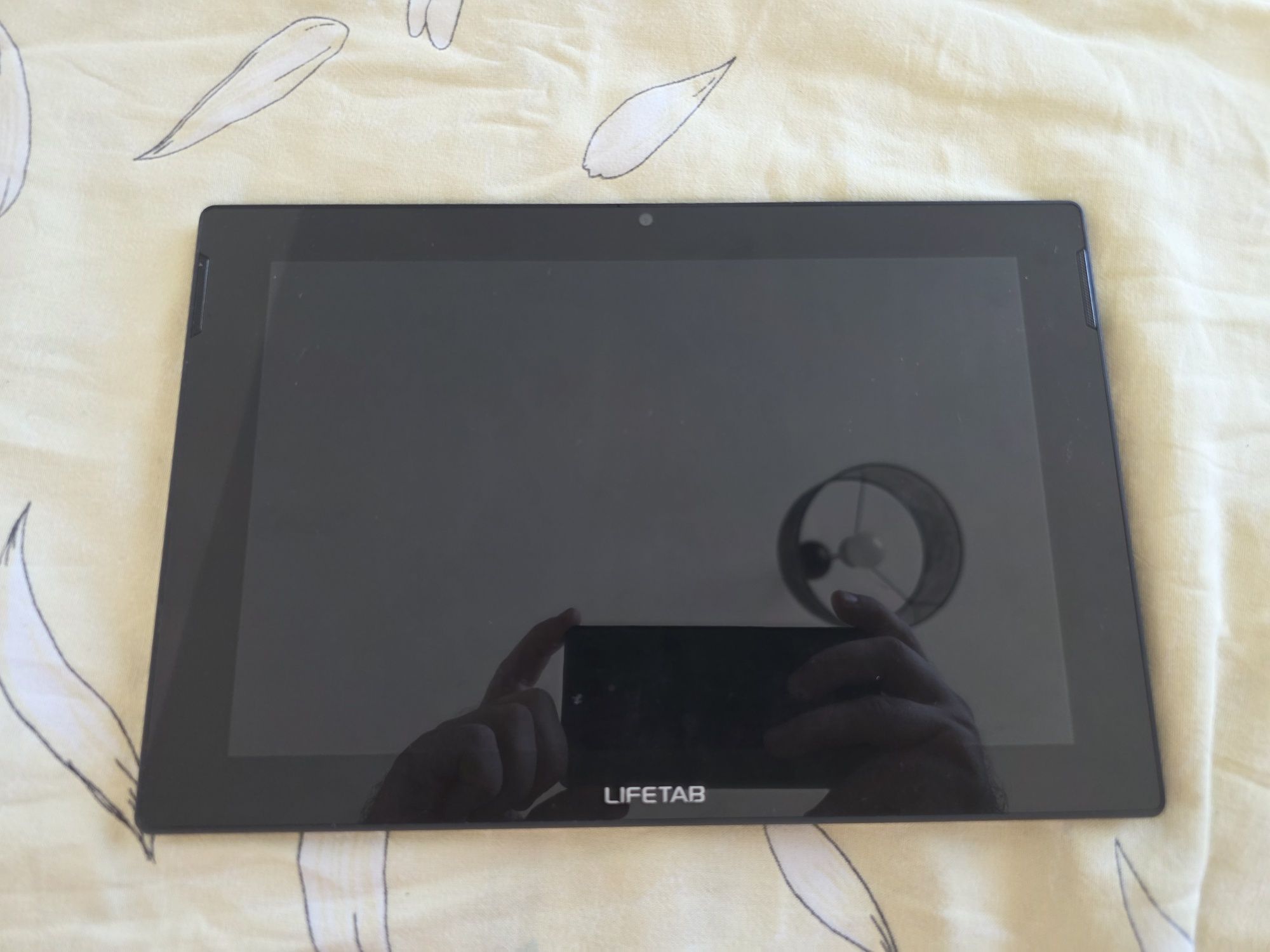 Таблети samsung, lenovo,medion