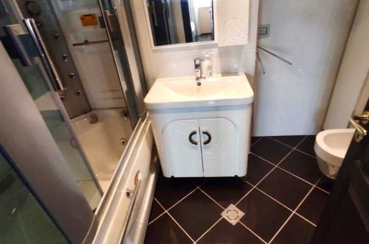 Дава се под наем Тристаен апартамент в Пловдив, Младежки Хълм - 75 кв.м за 234.6 € - Снимка #2