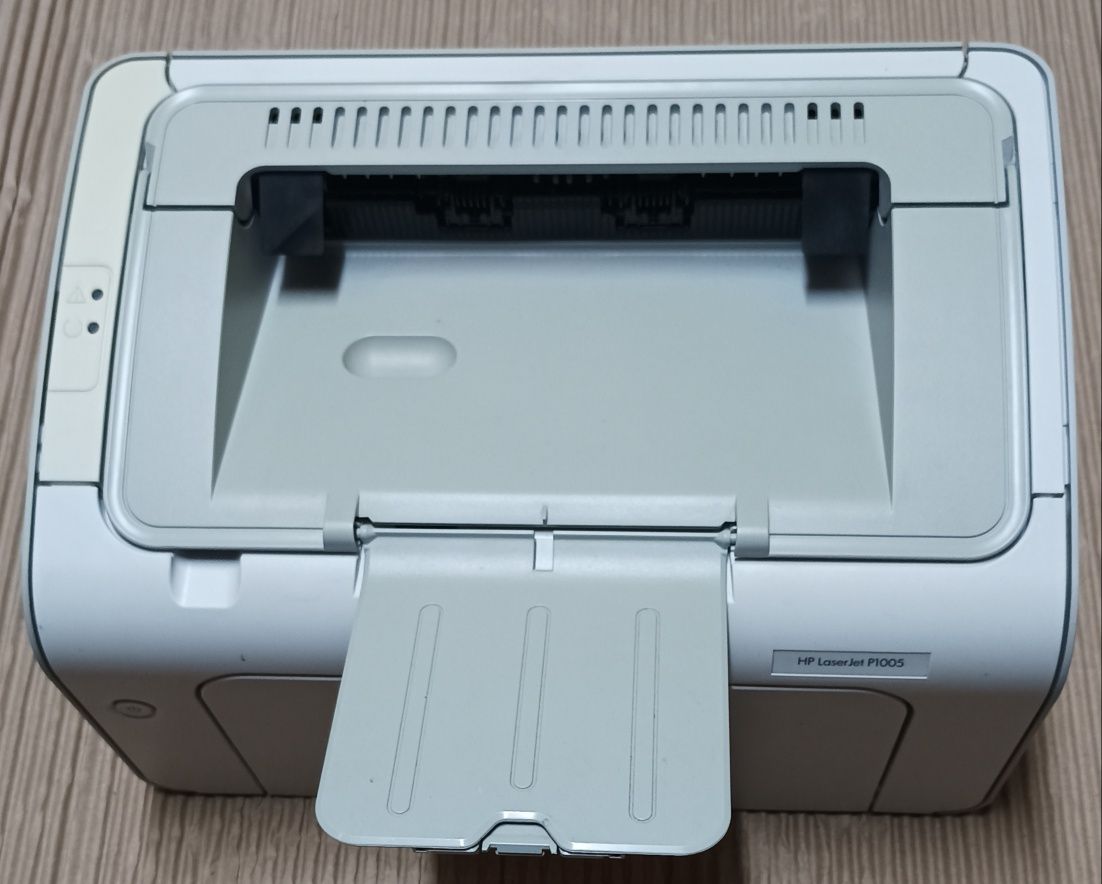 Лазерен принтер HP P1005.