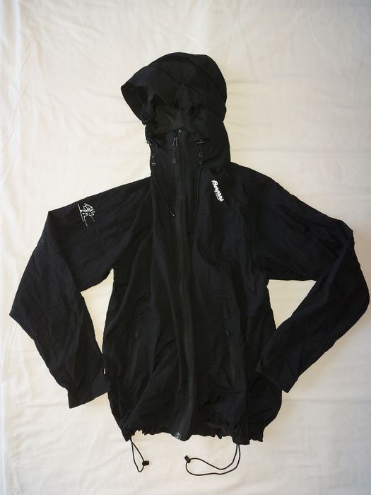 Bergans Microlight Lady Jacket - размер L (ветровка)
