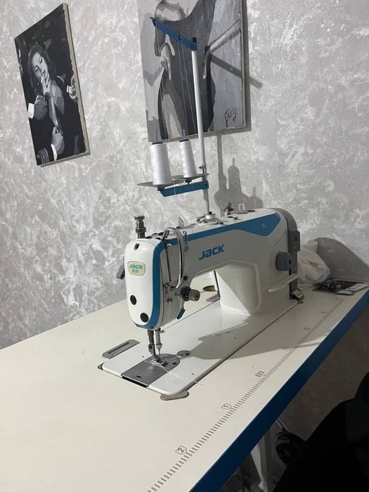 швейная машинка Jack f4