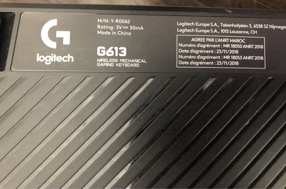 Продаю клавиатуру Logitech 613 в идеальном состоянии