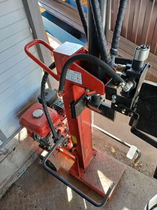 Despicator lemne, benzina.