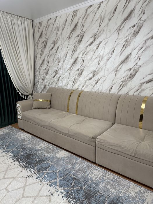 Продается диван в отличном состояние!