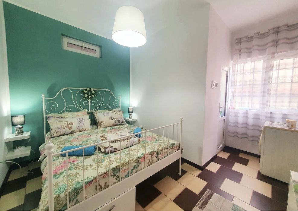 Vand apartament tip studio in Navodari Central Km 0