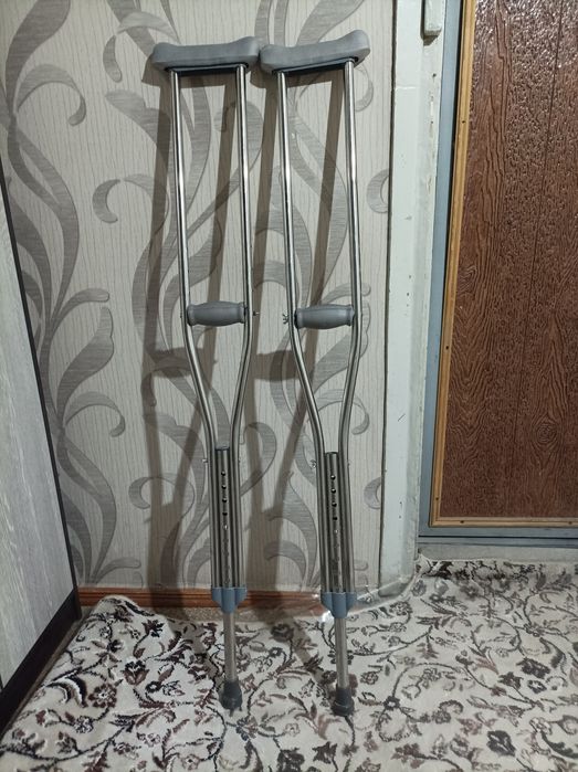 Костыли в Аренду 20 тысяч в неделю Култик таёк Ижарага Hassa bor