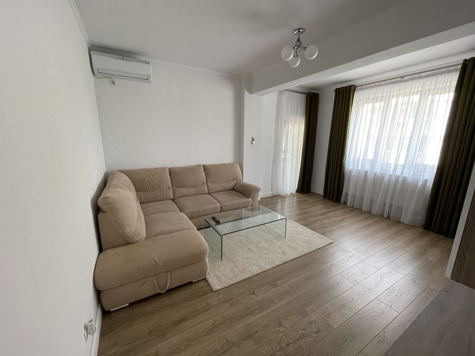 Apartament 3 camere bloc nou Crinului centru cu parcare subterana