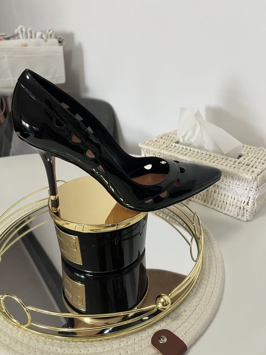 Pantofi Max&Co super pret