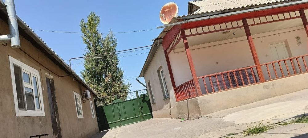 Сарыағаш қаласында үй сатылады.