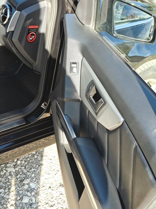 Se vinde Mercedes GLK unic proprietar pe  Romania