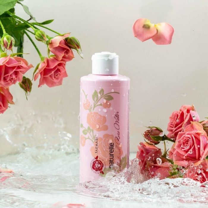 Розовая вода Farmasi