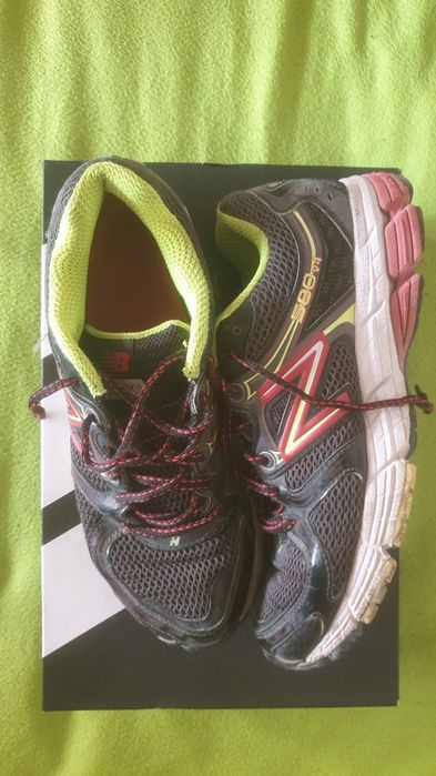 Маратонки New Balance 580 V4