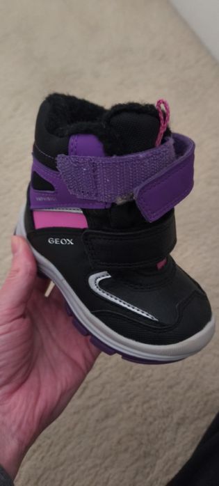Бебешки зимни обувки Geox