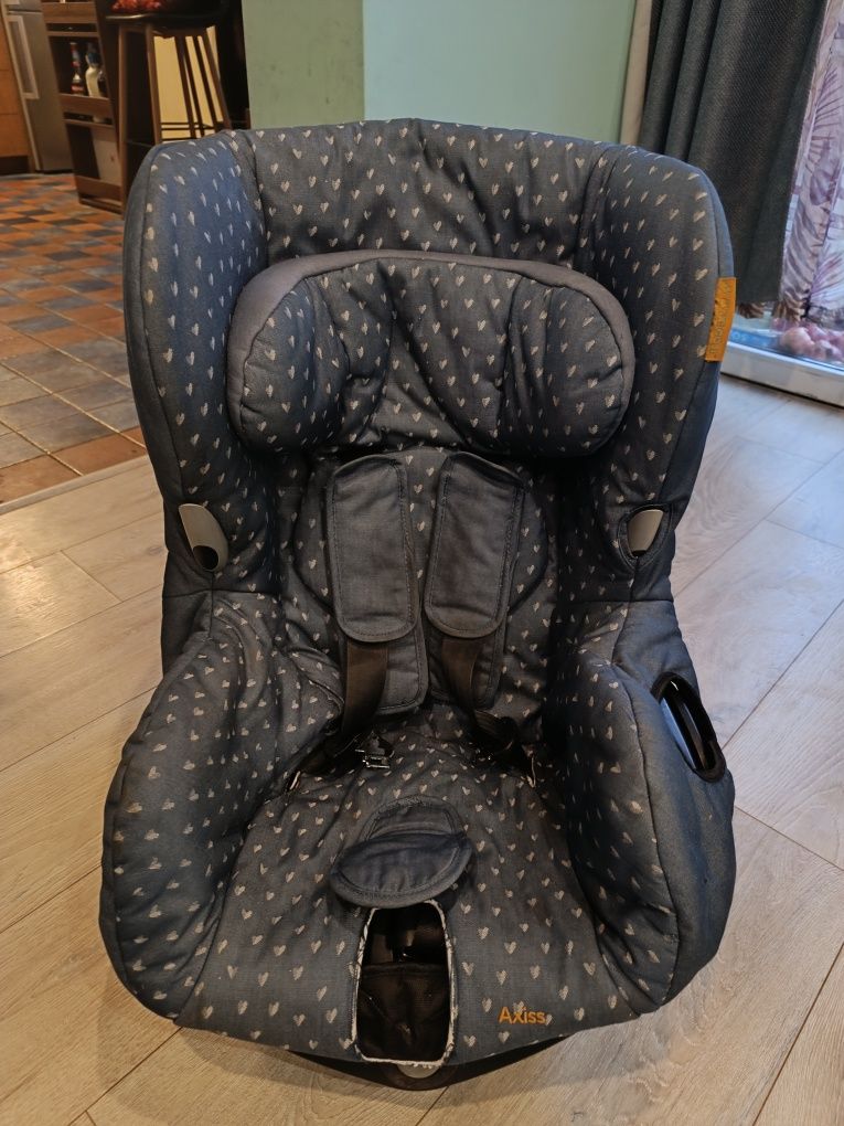 Столче за кола Maxi Cosi Axiss 180