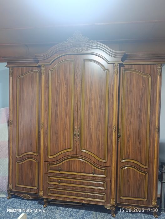 Арзон мебел сотилади