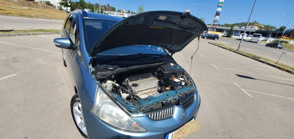 Mitsubishi Grandis 2.4i 165кс