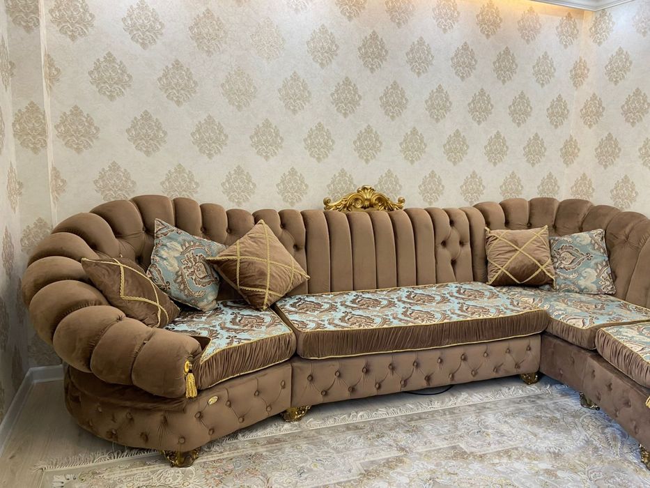 Продаю диван в отличном состоянии