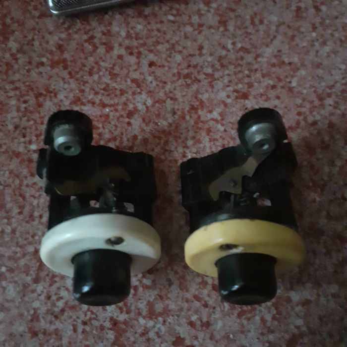 Buton,întrerupător 220V