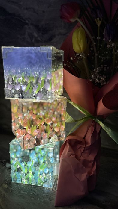 Нощна лампа с лалета