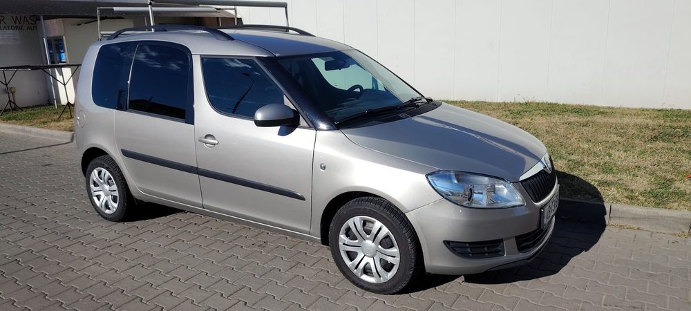 Vând Skoda Roomster 2013