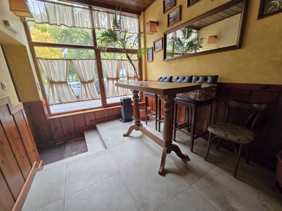 Продава се Заведение в Разлог - 111 кв.м за 1802 €/кв.м - Снимка #9