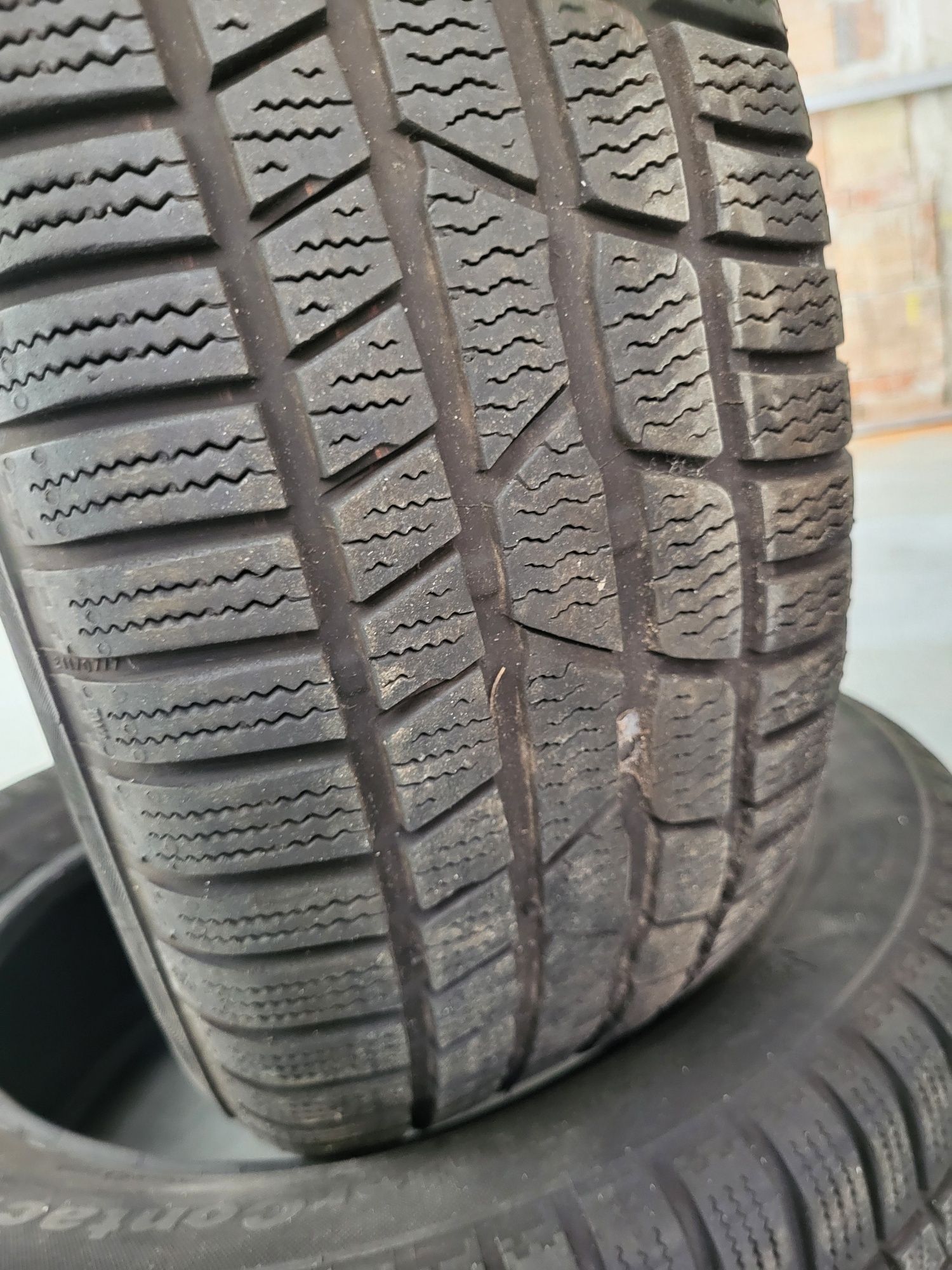 2 бр зимни 215/60/16 Continental Зимни гуми