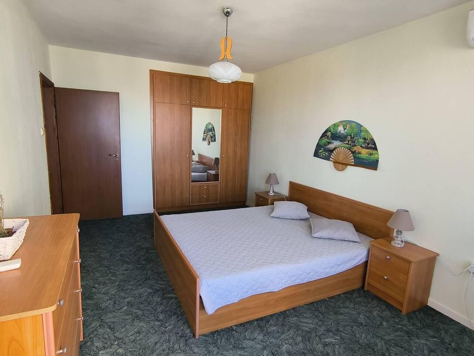 Дава се под наем Двустаен апартамент в Бургас, Лазур - 55 кв.м за 357 € - Снимка #3