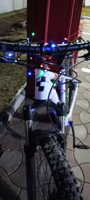 Bicicleta Hardtail Cube