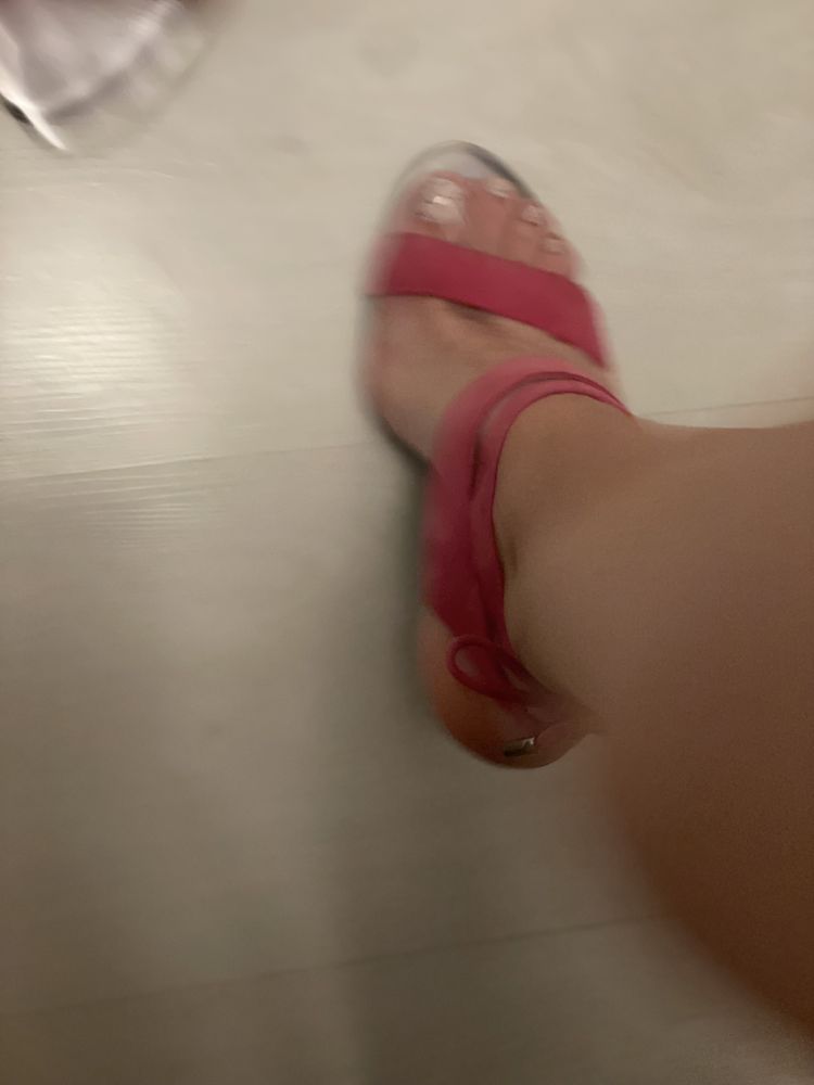 Sandale elegante roz