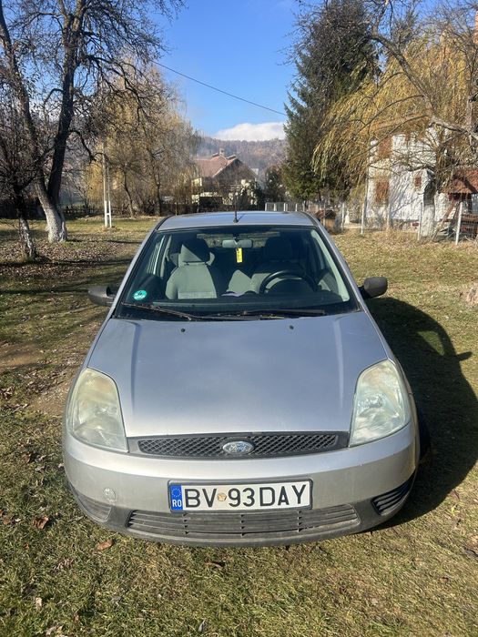 Ford fiesta, 2 uși, 2003
