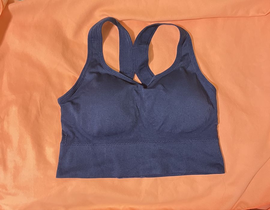 Дамско спортно бюстие