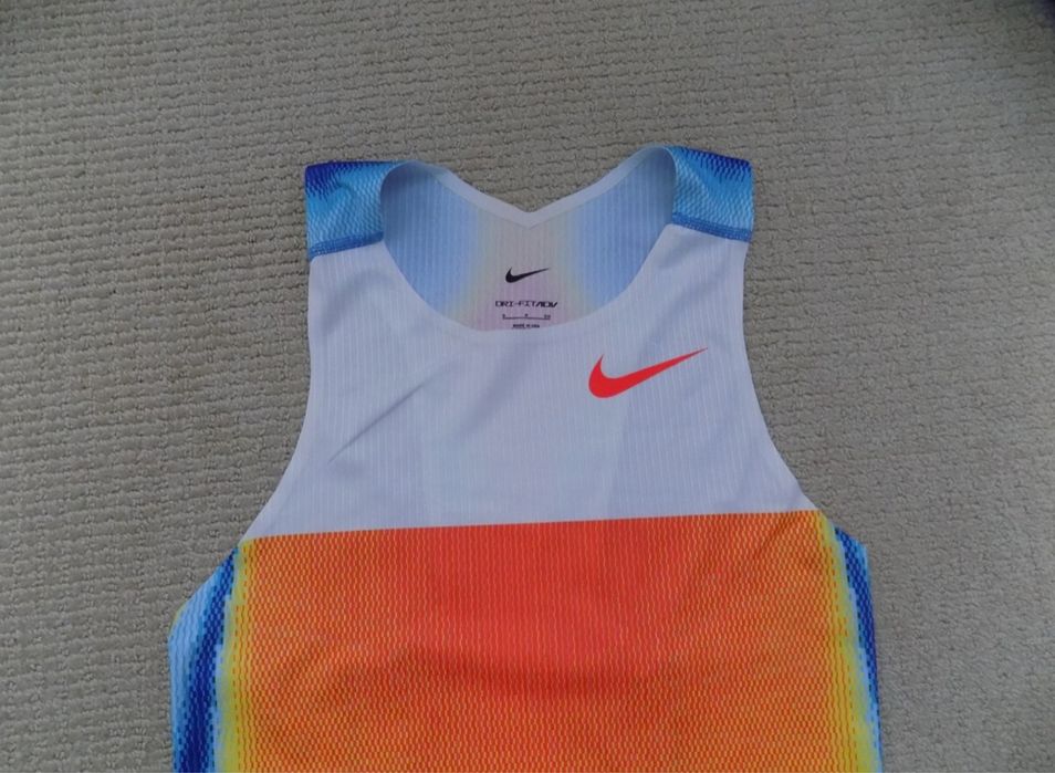 Оригинален Nike атлетически потник